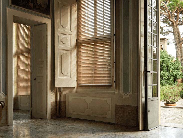 Wooden Venetian Blinds: Ο Σωστός Τρόπος να τα Καθαρίσετε